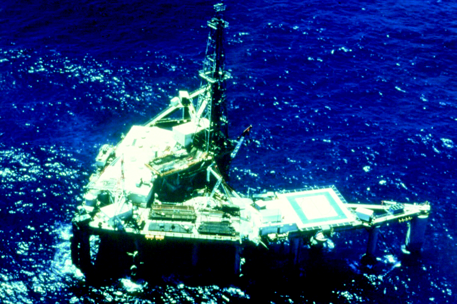 First Drilling Rig History of offshore drilling units | Society of Petroleum Engineers ...